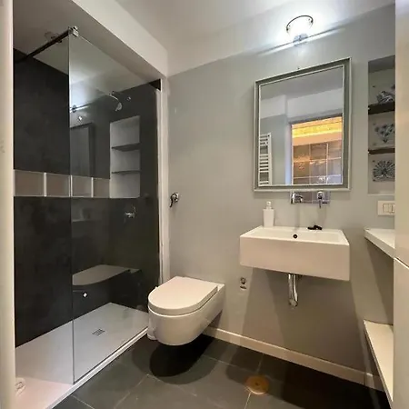 Apartment Foscolo 10 Stylish