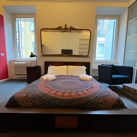 Foscolo 10 Stylish Apartment Rome